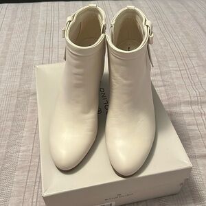 Bandolino Off-White Short Bootie